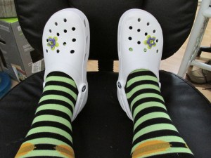 Crocs n socks 001